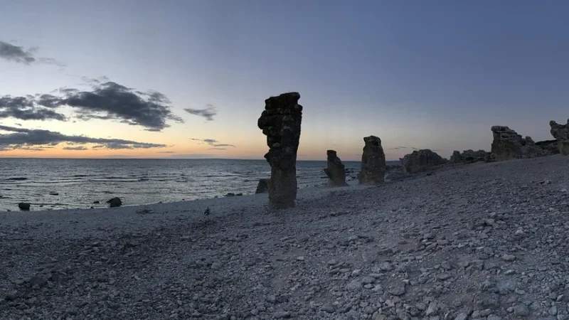 Ekodom Łóżko Gotland Drewniane 180X200 Orzech Szuflada Cała Długość