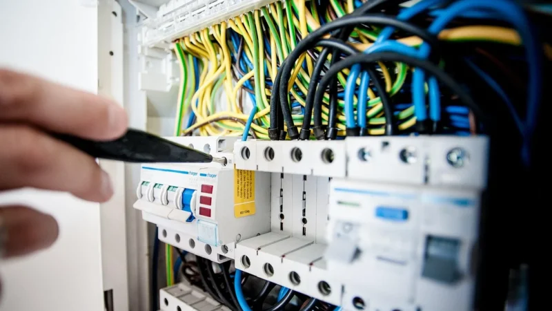 Innowacyjne systemy automatyki w rozwiązaniach Amphenol LTW