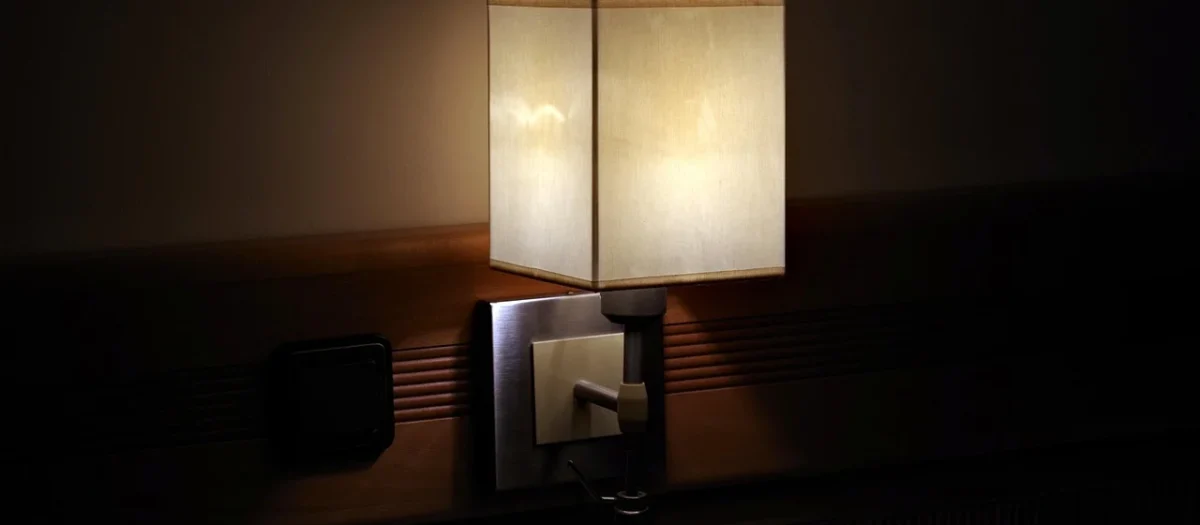 MEBEL BOS SZAFKA NOCNA 1S RODAN DĄB CRAFT ZŁOTY/BIAŁY POŁYSK